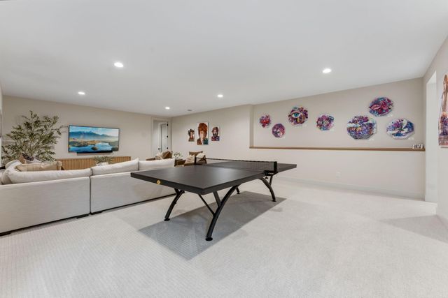 5250 Polaris Lane N, Plymouth, MN 55446