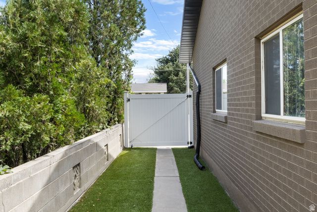 241 E 600 N, Lehi, UT 84043