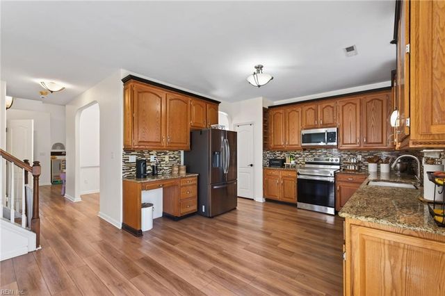 3502 Fontwell CT, Suffolk, VA 23435