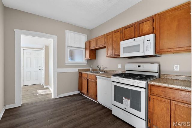 3721 S Compton Avenue, St Louis, MO 63118