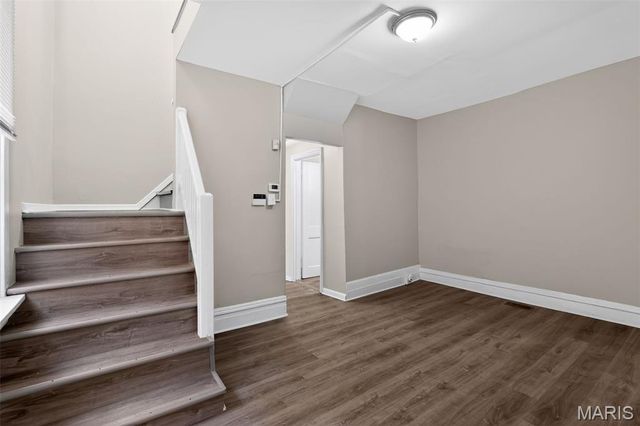 3721 S Compton Avenue, St Louis, MO 63118