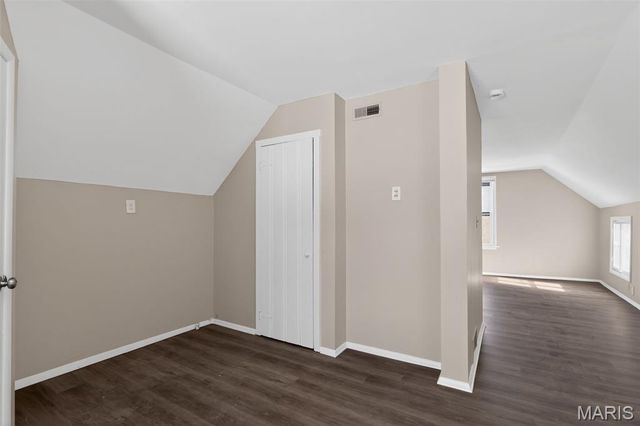 3721 S Compton Avenue, St Louis, MO 63118