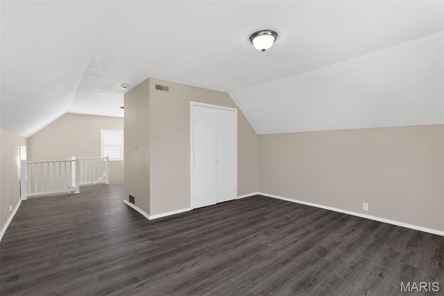 3721 S Compton Avenue, St Louis, MO 63118