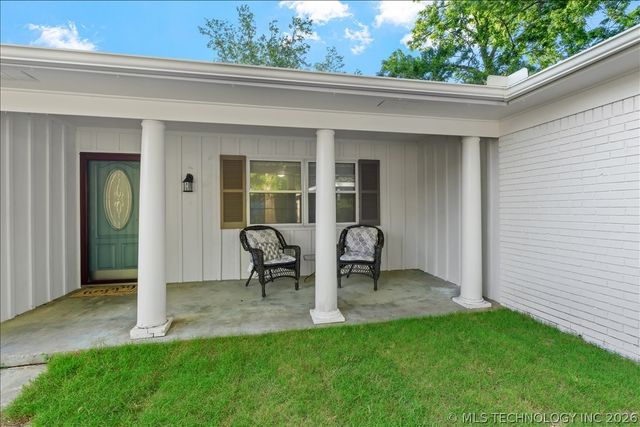 1608 S 111th East Avenue, Tulsa, OK 74128