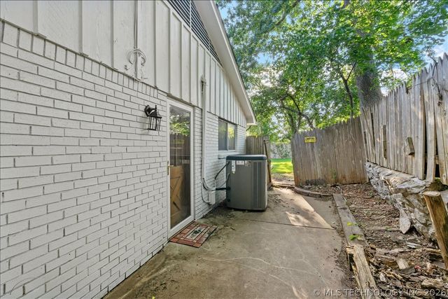 1608 S 111th East Avenue, Tulsa, OK 74128