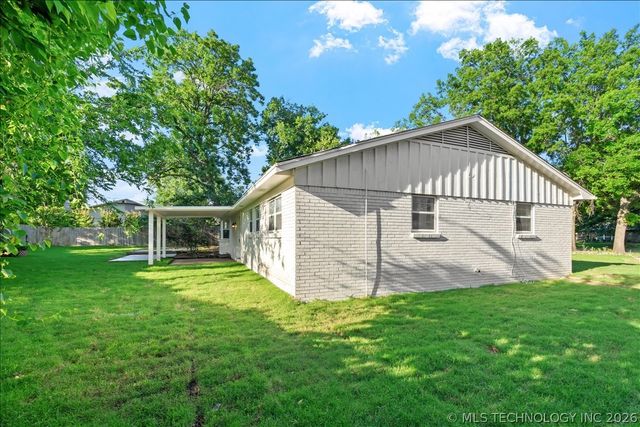 1608 S 111th East Avenue, Tulsa, OK 74128