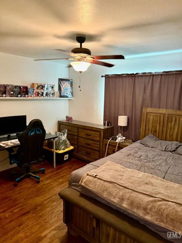 3204 Hollins Street, Bakersfield, CA 93305