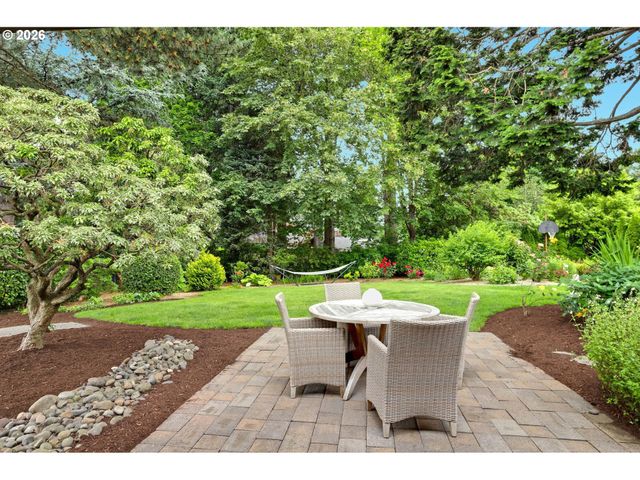 1275 Sw ORINDA Way, Portland, OR 97225