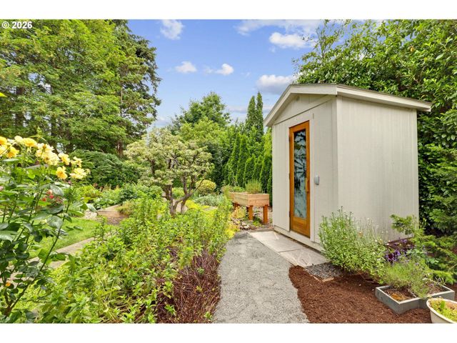1275 Sw ORINDA Way, Portland, OR 97225