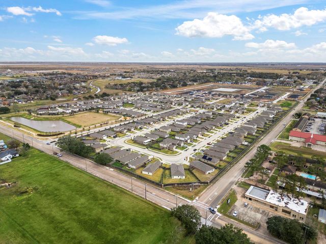 306 Bennett Street, Angleton, TX 77515