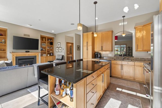 712 Linden Street, Mendota Heights, MN 55118