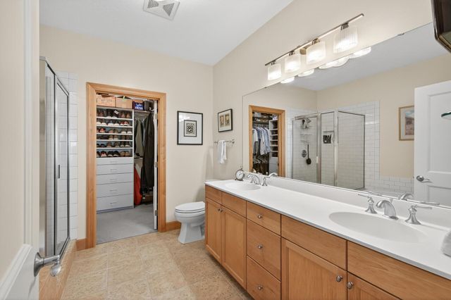 712 Linden Street, Mendota Heights, MN 55118