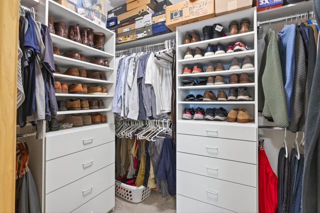 712 Linden Street, Mendota Heights, MN 55118