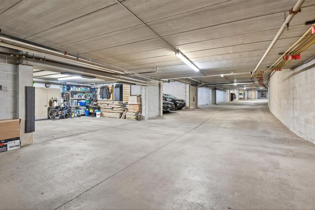 712 Linden Street, Mendota Heights, MN 55118