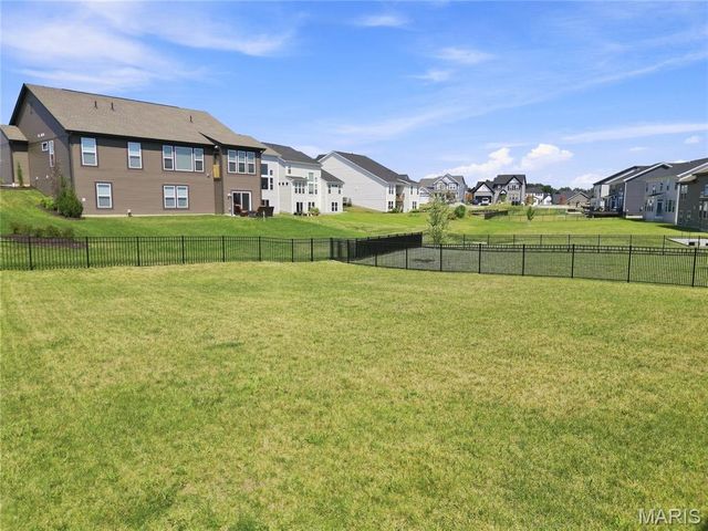 221 Kerry Downs Drive, Dardenne Prairie, MO 63368