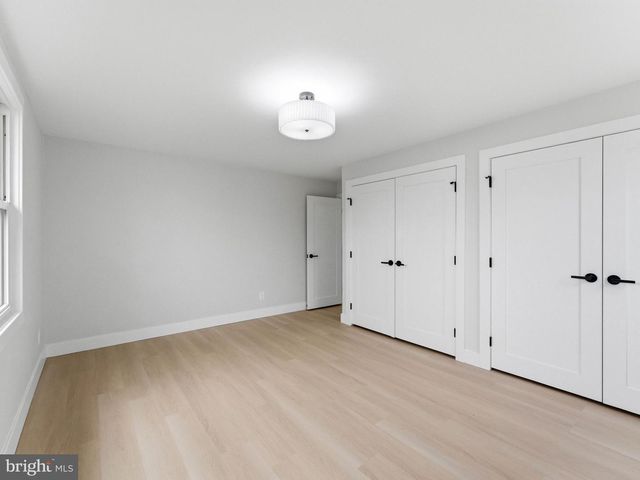 421 LEE AVE, Beverly, NJ 08010