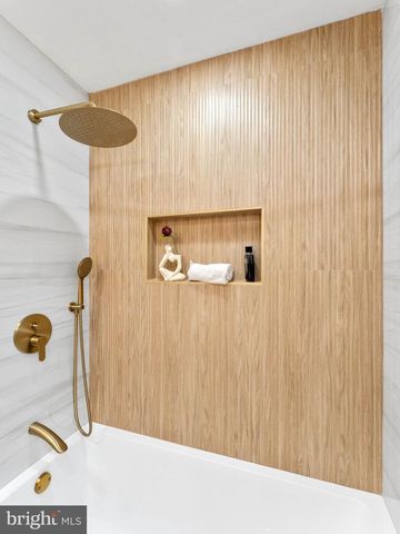 421 LEE AVE, Beverly, NJ 08010