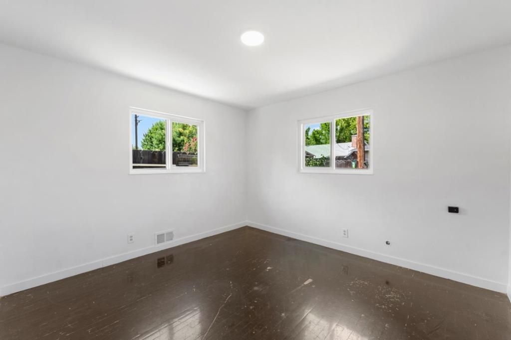Image 13 of property listing at 2704 Westchester Lane, Modesto, CA 95350