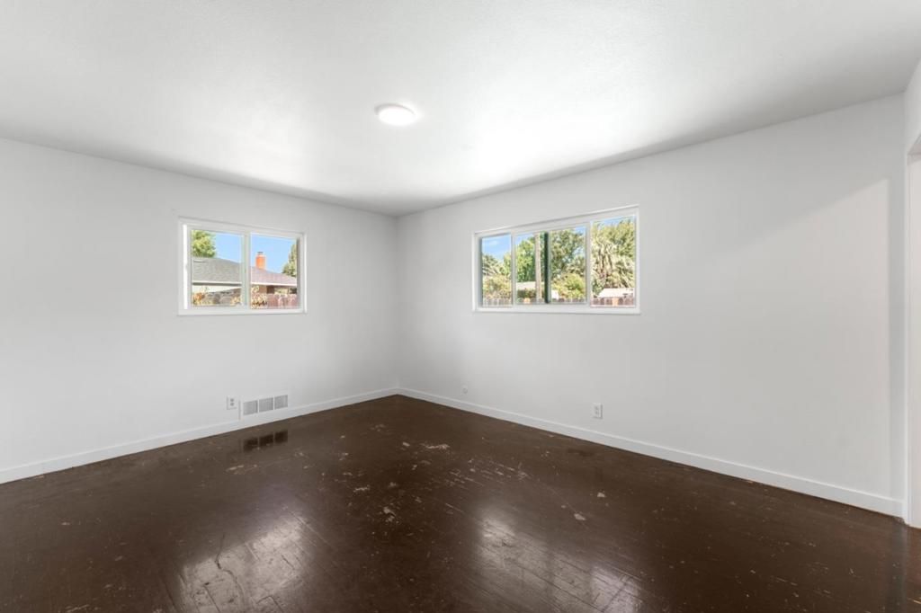 Image 15 of property listing at 2704 Westchester Lane, Modesto, CA 95350