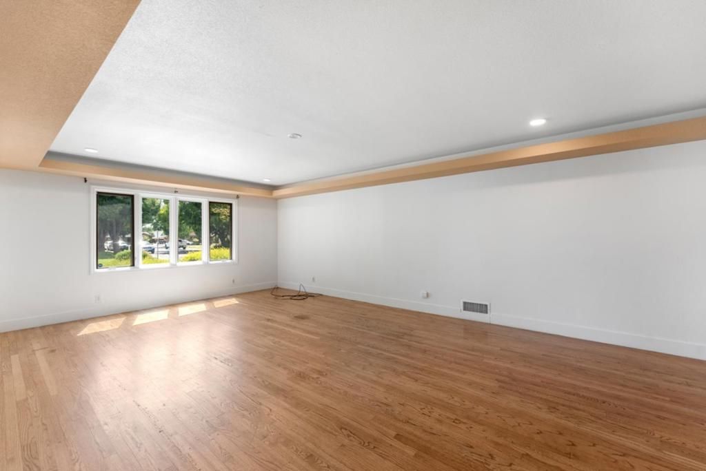 Image 21 of property listing at 2704 Westchester Lane, Modesto, CA 95350