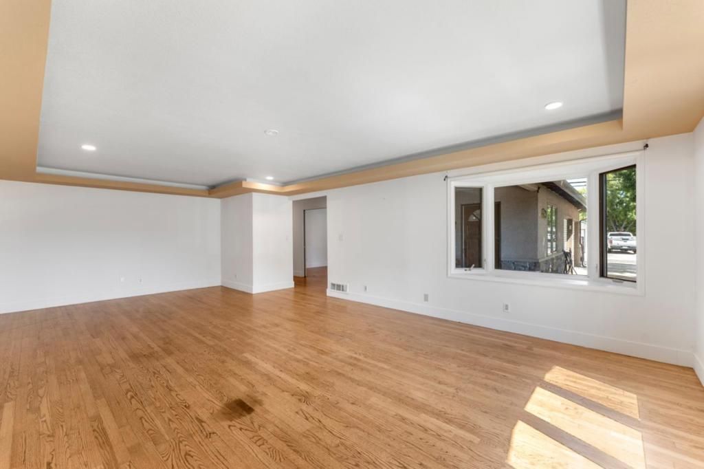 Image 22 of property listing at 2704 Westchester Lane, Modesto, CA 95350