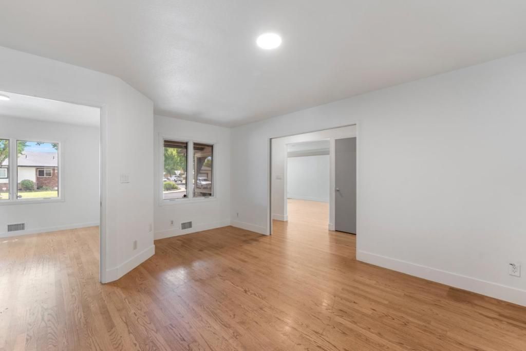 Image 7 of property listing at 2704 Westchester Lane, Modesto, CA 95350