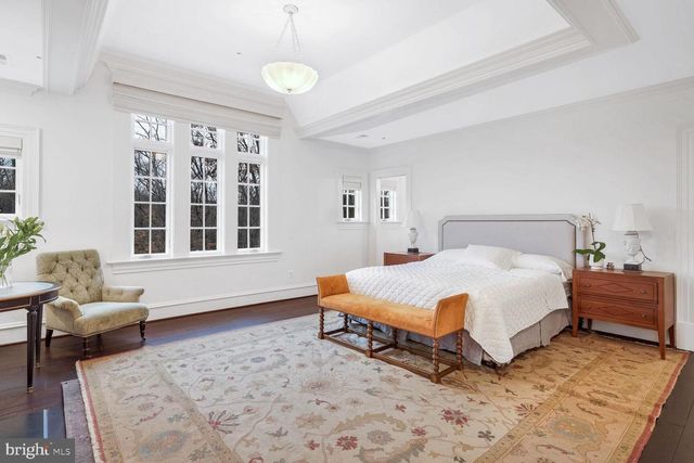 4825 DEXTER TER NW, Washington, DC 20007