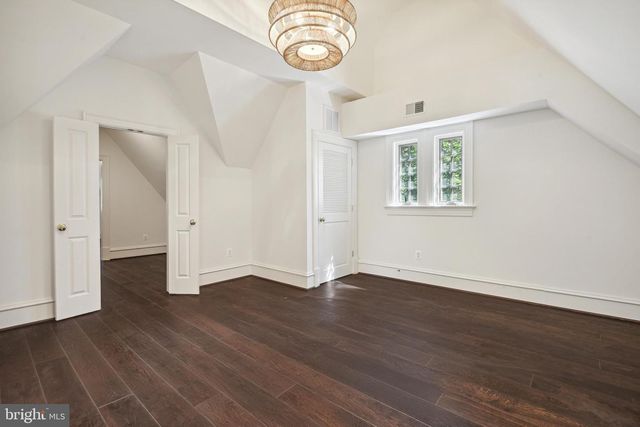 4825 DEXTER TER NW, Washington, DC 20007