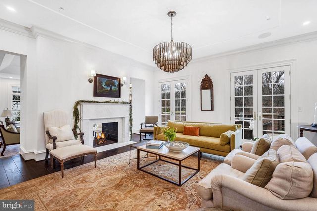 4825 DEXTER TER NW, Washington, DC 20007