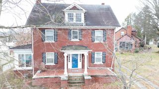103 Woodland Dr, Huntington, WV 25705
