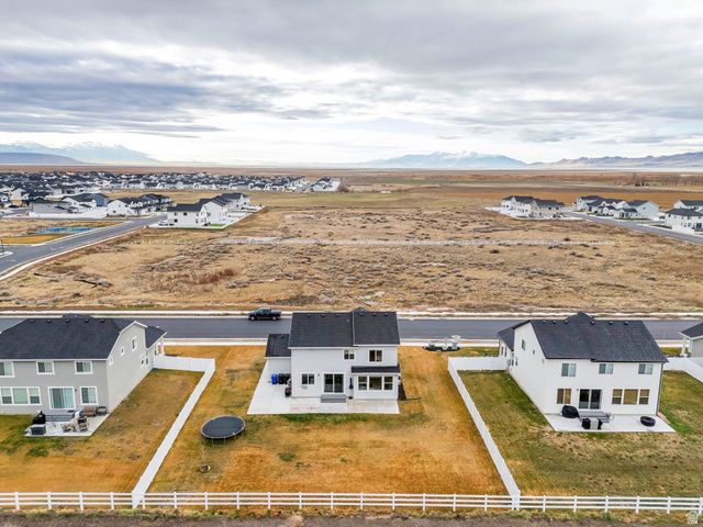 2774 W COASTLINE DR, Syracuse, UT 84075