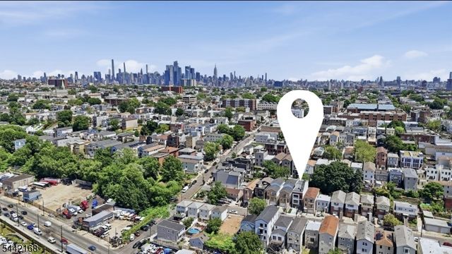 98 Western Ave 1, Jersey City, NJ 07307