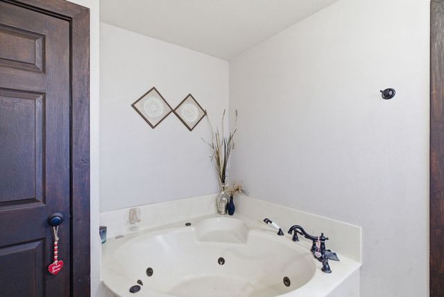 675 County Road 502, Stephenville, TX 76401