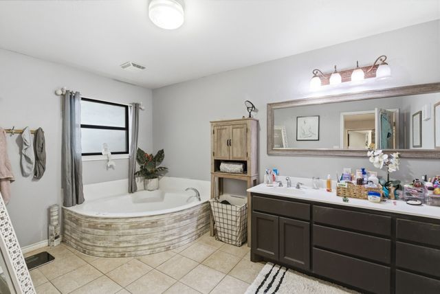 675 County Road 502, Stephenville, TX 76401