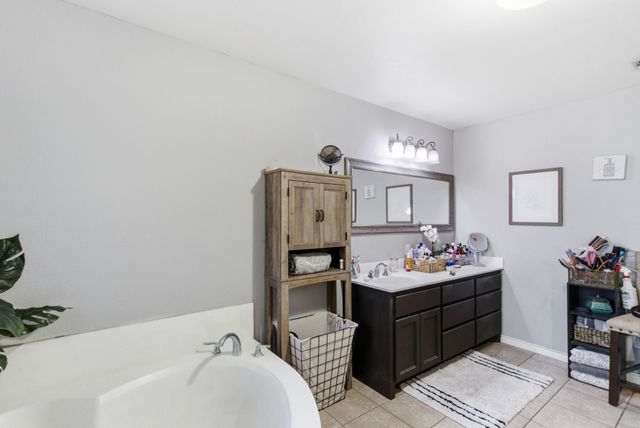 675 County Road 502, Stephenville, TX 76401