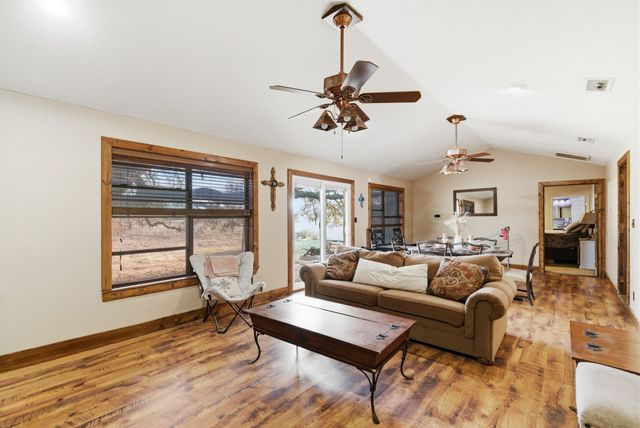 675 County Road 502, Stephenville, TX 76401