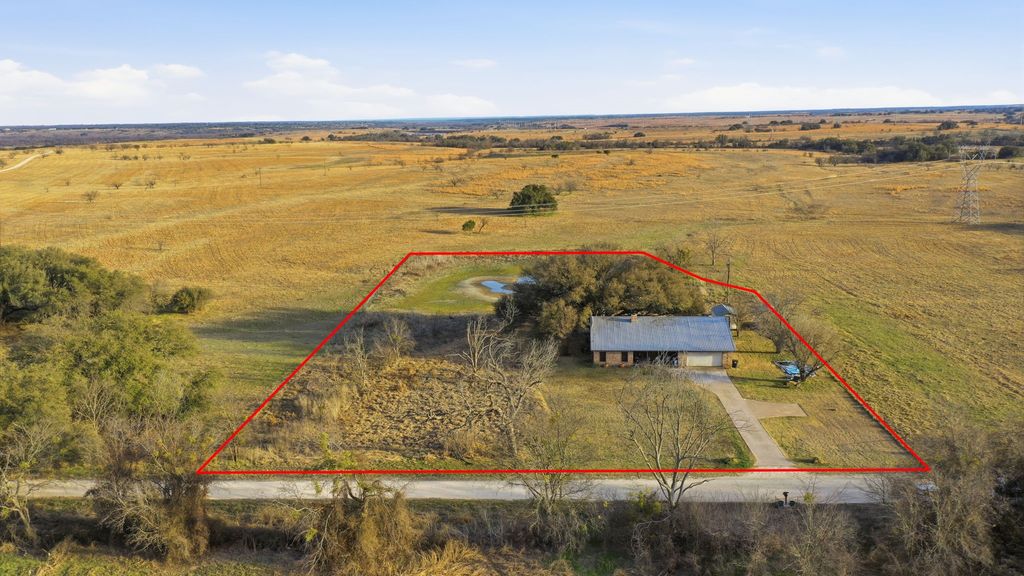 675 County Road 502, Stephenville, TX 76401