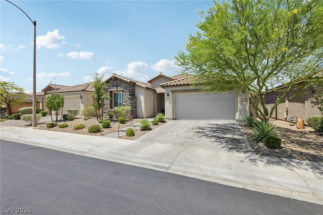 8269 Skye Gorge Street, Las Vegas, NV 89166