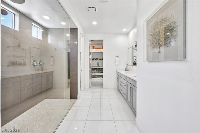 8269 Skye Gorge Street, Las Vegas, NV 89166