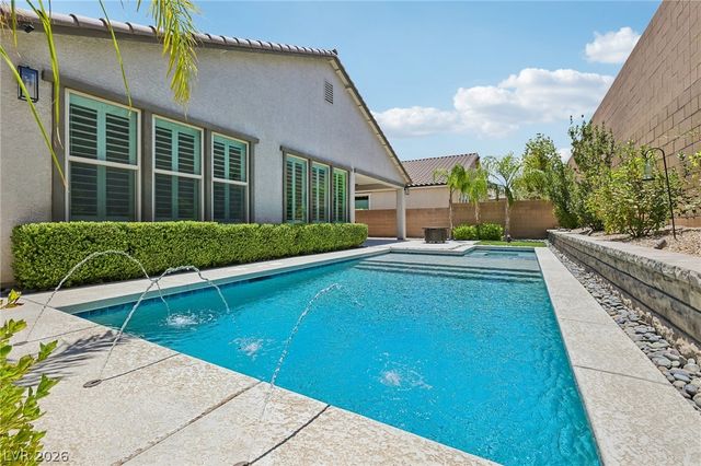 8269 Skye Gorge Street, Las Vegas, NV 89166