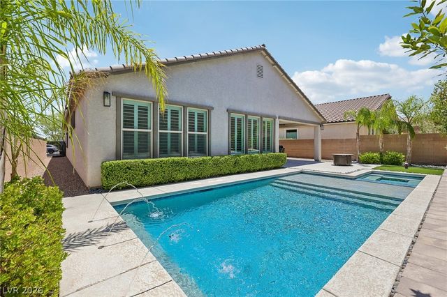 8269 Skye Gorge Street, Las Vegas, NV 89166