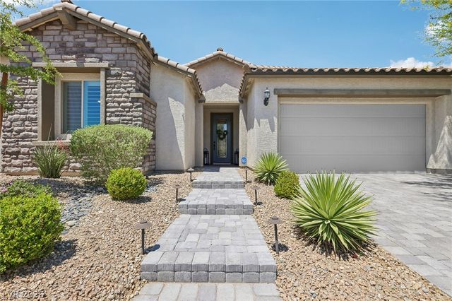 8269 Skye Gorge Street, Las Vegas, NV 89166
