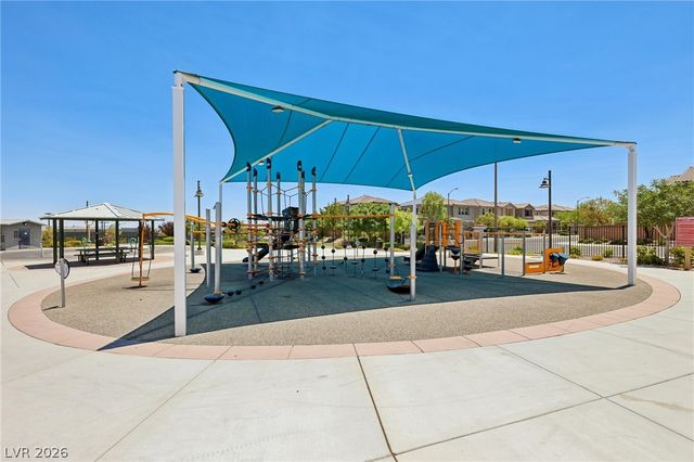 8269 Skye Gorge Street, Las Vegas, NV 89166