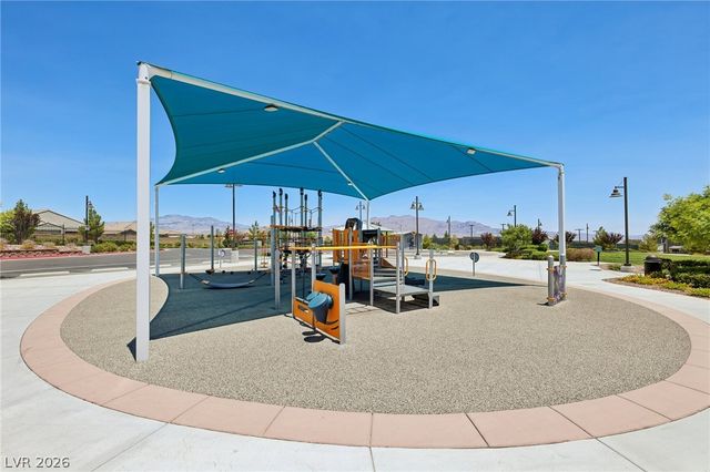 8269 Skye Gorge Street, Las Vegas, NV 89166
