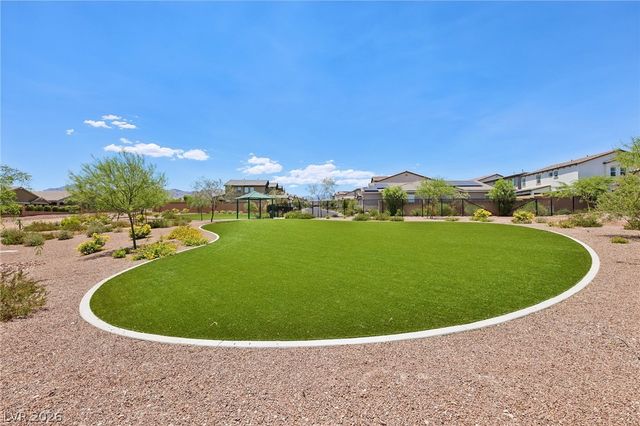 8269 Skye Gorge Street, Las Vegas, NV 89166
