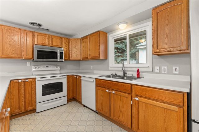 7520 E Dalton Ave, Spokane Valley, WA 99212