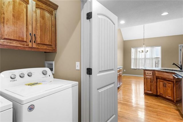 14813 Killarney Lane, Smithville, MO 64089