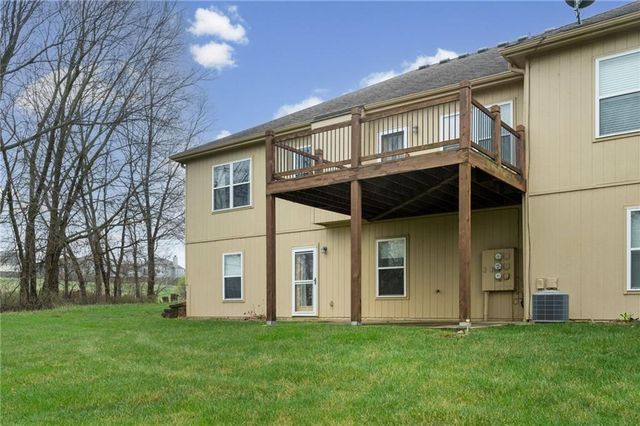 14813 Killarney Lane, Smithville, MO 64089