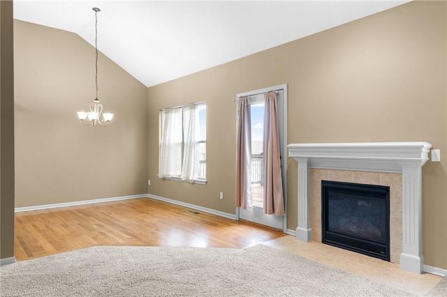 14813 Killarney Lane, Smithville, MO 64089