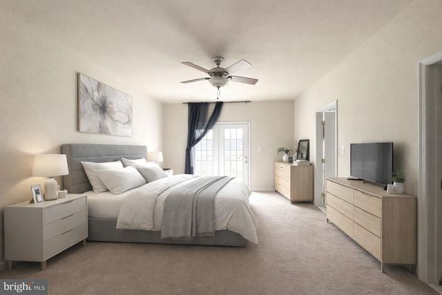 4495-B BEACON GROVE CIR, Fairfax, VA 22033